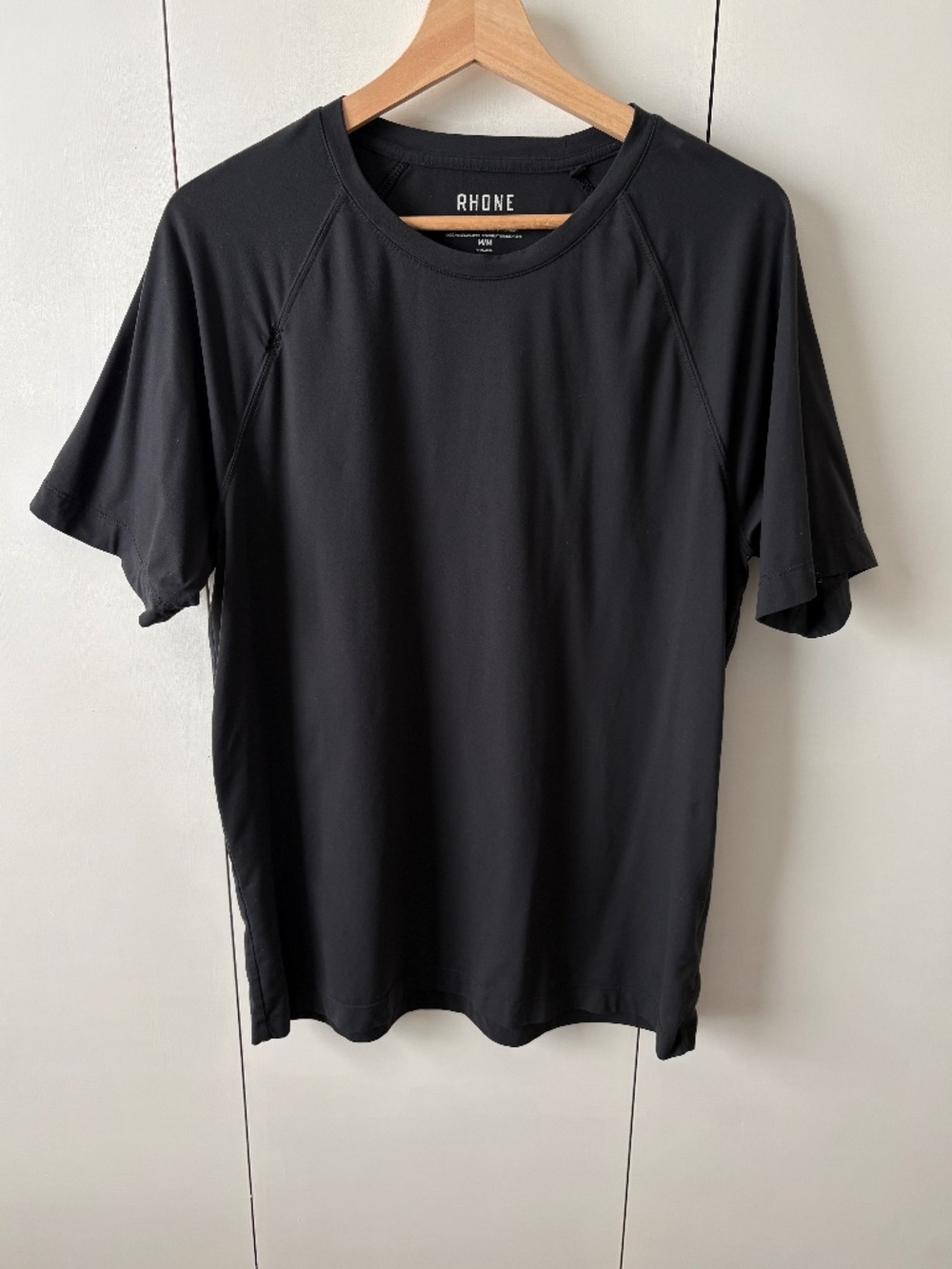Rhone Men's Reign Short Sleeve Performance Tee Size M Black Athletic Training